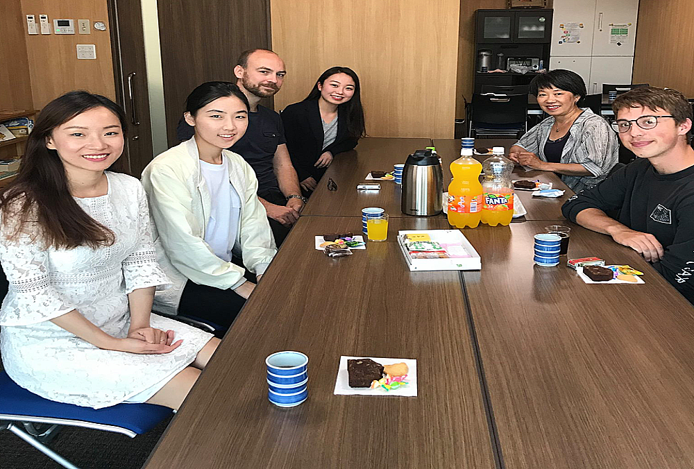 Language Class Hover